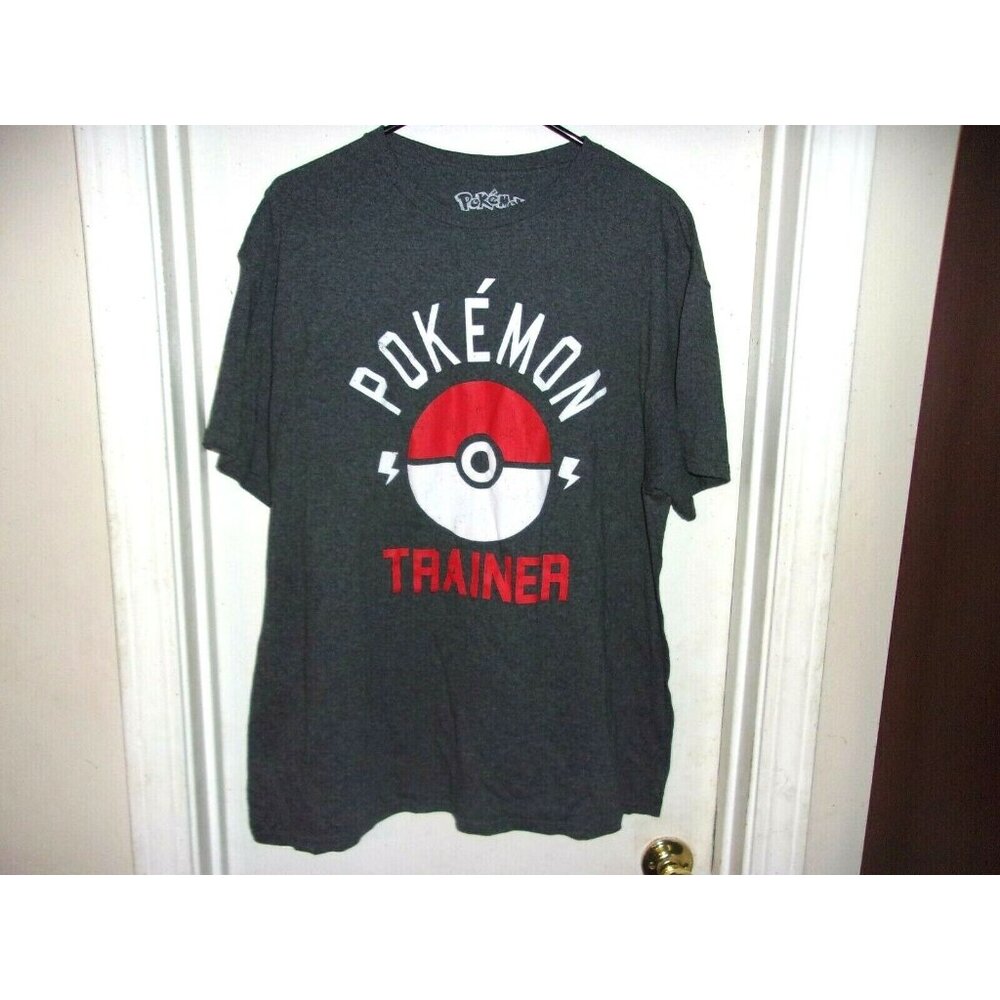 Pokemon Trainer Gray T-Shirt Pokeball Red White Distressed Graphic Tee XL